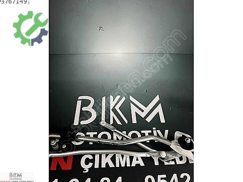 Nissan Micra Silecek Kolu çıkma parça