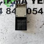 Nissan Micra Cam Düğmesi Çıkma