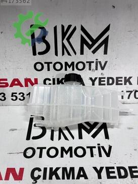 Nissan Micra Yedek Su Deposu çıkma parça
