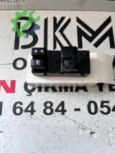 Nissan Micra 2010 – 2013 Sol Ön Cam Düğmesi Çıkma