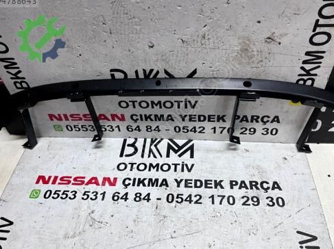 Nissan Micra Tampon Demiri çıkma parça