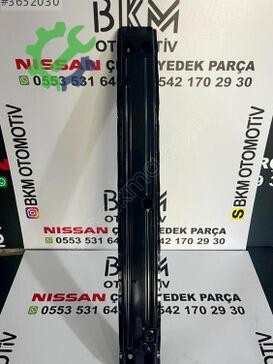 Nissan Micra Tampon Demiri çıkma parça