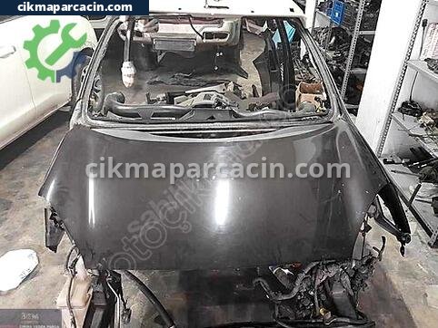 Nissan Micra Ön Cam Izgarası çıkma parça