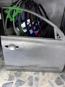 Nissan Micra Sağ Ön Kapı Çıkma (4. Adet)