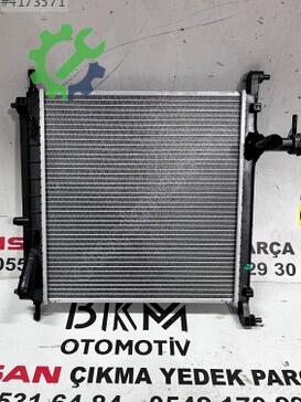Nissan Micra Motor Su Radyatörü çıkma parça