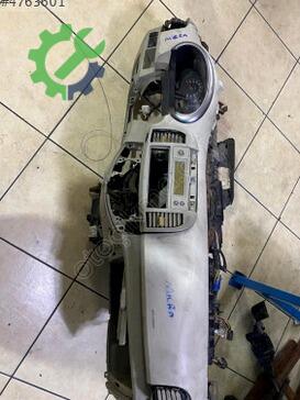 Nissan Micra Torpido çıkma parça