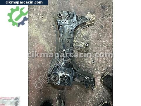 Nissan Micra Travers çıkma parça