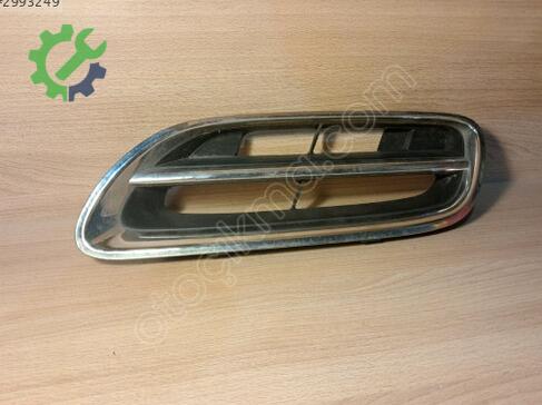 Nissan Micra Tampon Izgarası 623326F600 çıkma parça