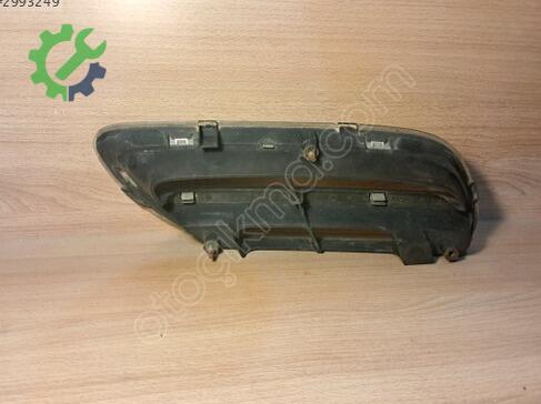 Nissan Micra Tampon Izgarası 623326F600 çıkma parça