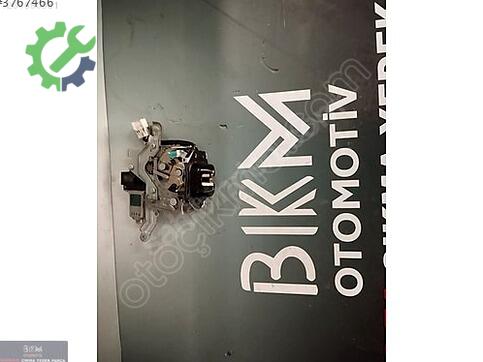 Nissan Murano Bagaj Kilidi çıkma parça