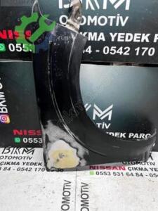 Sağ Ön Çamurluk Nissan Navara 2005 – 2014 Çıkma