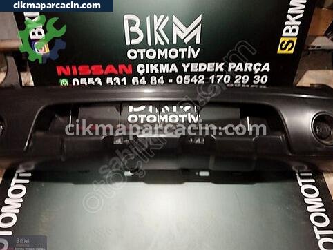 Nissan Navara Ön Tampon çıkma parça