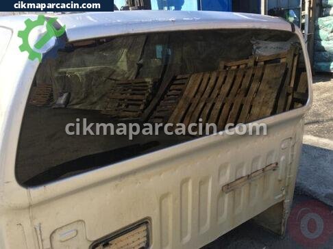 Nissan Navara Arka Cam çıkma parça