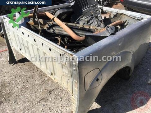 Nissan Navara Arka Aks çıkma parça