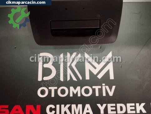 Nissan Navara Bagaj Kilidi çıkma parça