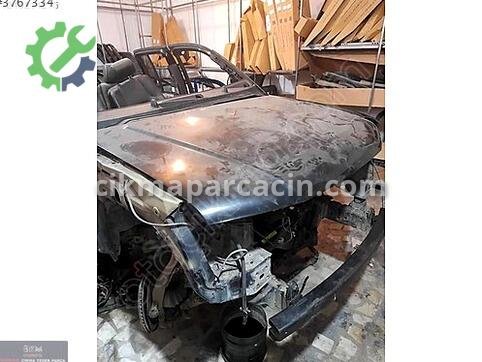 Nissan Navara Bagaj çıkma parça