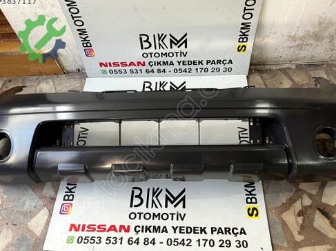 Nissan Navara Ön Tampon çıkma parça