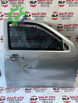 Nissan Navara Sağ Ön Kapı çıkma parça