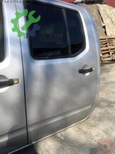Nissan Navara Sol arka kapı gri hatasız orjinal çıkma