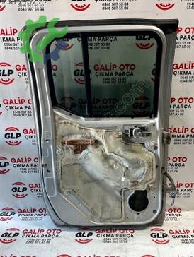 Nissan Navara Sol Arka Kapı çıkma parça