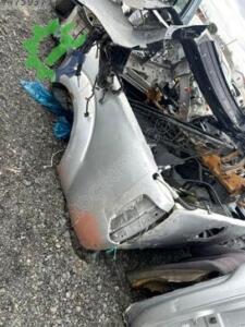 NİSSAN NAVARA SOL ARKA KESME ÇAMURLUK ORJİNAL ÇIKMA