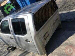 Nissan Navara Sol ön kapı gri hatasız orjinal çıkma