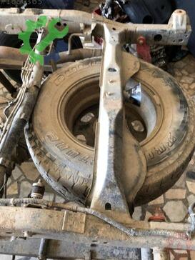 Nissan Navara Stepne çıkma parça