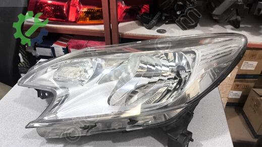Nissan Note Far çıkma parça