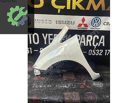 Nissan Note Sol Ön Çamurluk çıkma parça