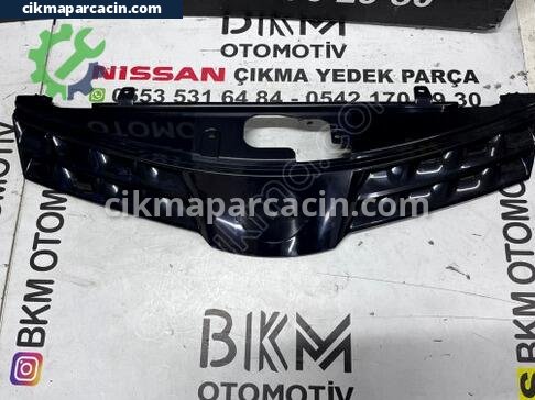 Nissan Note Panjur çıkma parça