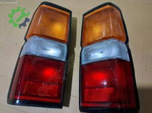 Nissan Pathfinder 1987-1995 Orijinal Sıfır Sağ Arka Stop