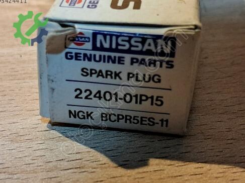 Nissan Pathfinder Buji 22401 çıkma parça