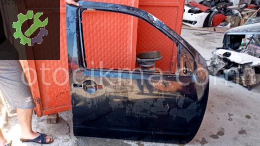 Nissan Navara Sağ Ön Kapı çıkma parça