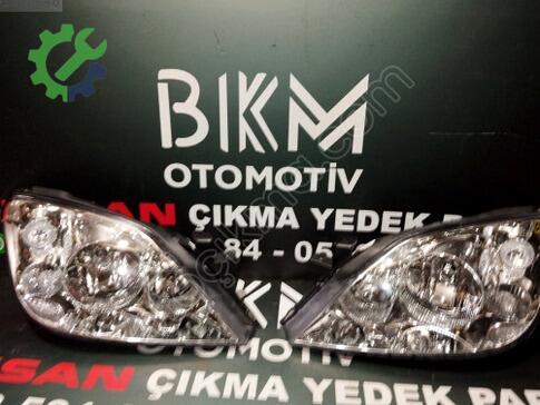 Nissan Primera Far çıkma parça