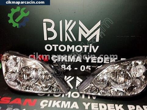 Nissan Primera Far çıkma parça
