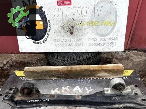 Nissan Almera Ön Travers 2001-2009 çıkma parça
