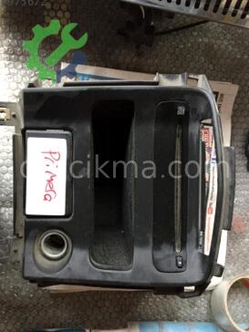 Nissan Primera Cd Changer çıkma parça