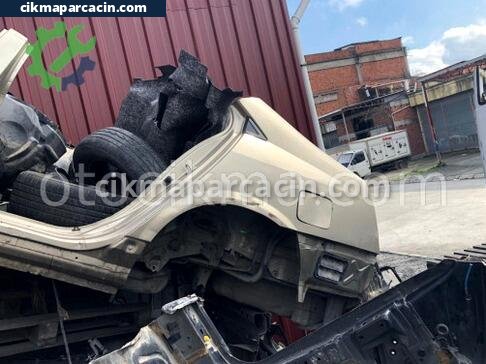Nissan Primera Marşpiyel Sacı çıkma parça