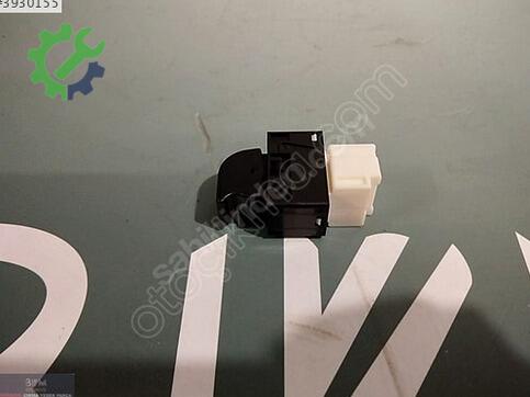 Nissan Primera Cam Açma Düğmesi çıkma parça