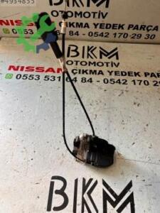 Nissan Primera Orijinal Çıkma Sağ Arka Kapı Kilidi
