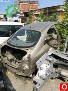 Nissan Primera tavan arka orjinal çıkma