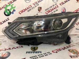 Nissan Qaşgai sol far çıkma yedek parça