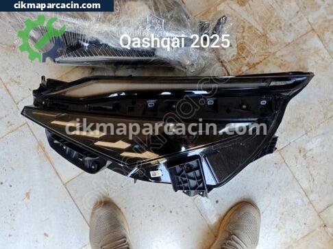 Nissan Qashqai Sol Ön Far çıkma parça