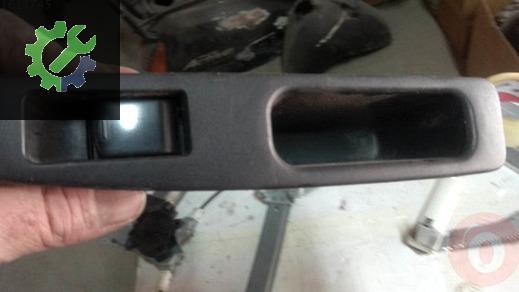 Nissan Qashqai Cam Açma Anahtarı çıkma parça
