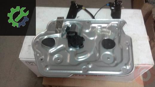 Nissan Qashqai Ön Kapı 80770JD00A çıkma parça