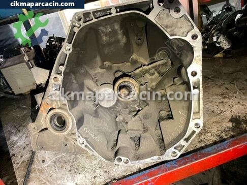 Nissan Qashqai Şanzıman Komple çıkma parça