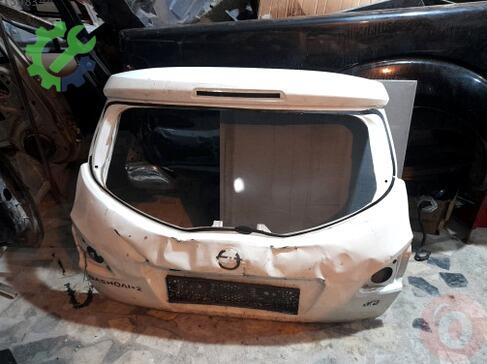 Nissan Qashqai Bagaj çıkma parça
