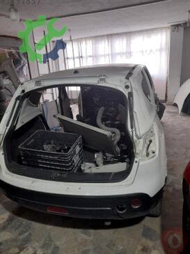 Nissan Qashqai Travers çıkma parça