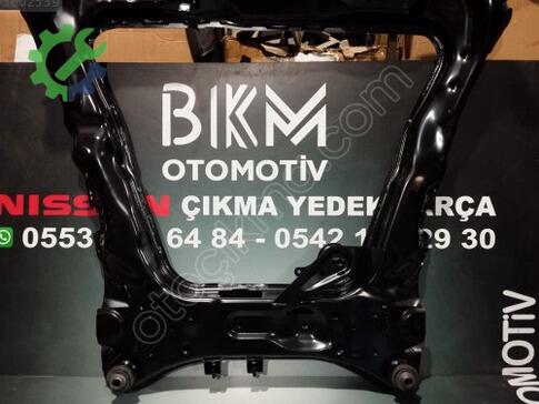 Nissan Qashqai Travers çıkma parça