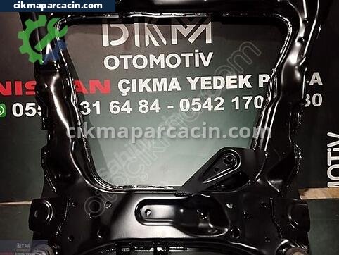 Nissan Qashqai Travers çıkma parça